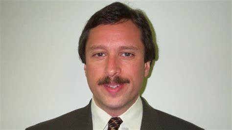 Cable Veteran Eric Illowsky Dies at 66 .